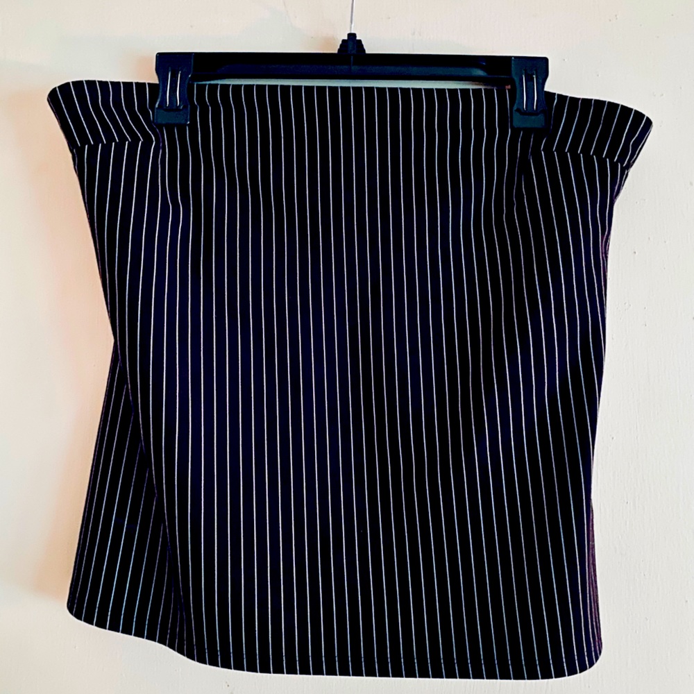EXPRESS One ELEVEN Bandeau Shelf Bra top